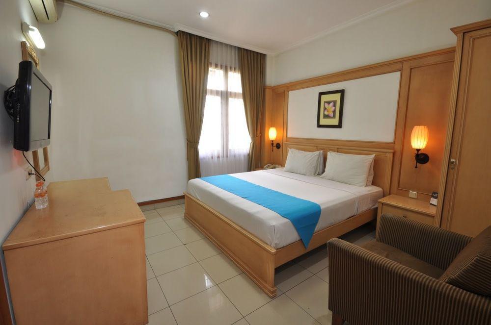 בנדונג Caryota Hotel מראה חיצוני תמונה